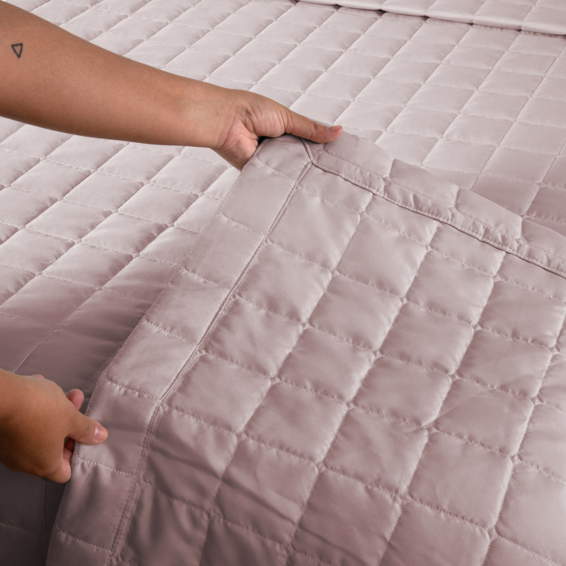Kit Cobre Leito Matelado Dupla Face Soft 2 Peças Solteiro 100% Poliéster Areia